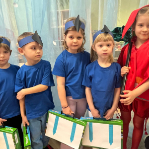 Zabawy teatralno-literackie "Żabek"