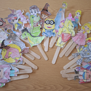 "Sylwety do zabawy w teatr"