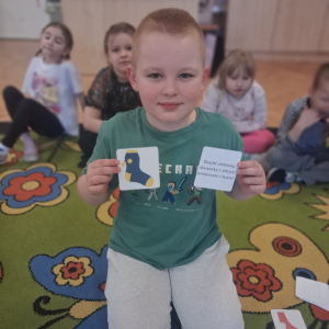 Dzień Kolorowej Skarpetki w grupie "Jeżyki". 