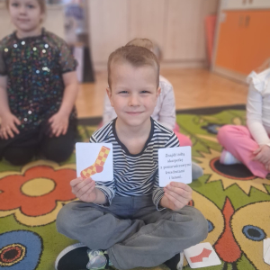 Dzień Kolorowej Skarpetki w grupie "Jeżyki". 