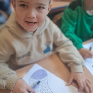 Dzień Kolorowej Skarpetki w grupie "Jeżyki". 