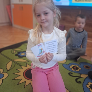 Dzień Kolorowej Skarpetki w grupie "Jeżyki". 