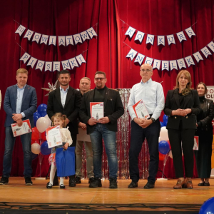 Konkurs piosenki angielskiej "Sing Along" .