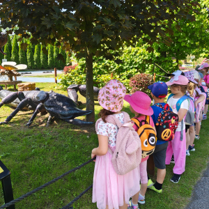 WYCIECZKA ŻABEK I DINUSIÓW