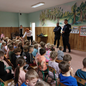 Spotkanie z policjantami z Komisariatu Policji w Bukownie 