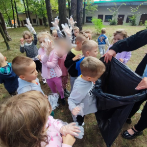 "Żabki" sprzątają świat