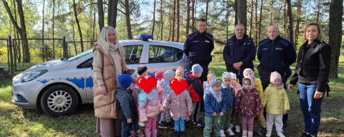 Spotkanie z funkcjonariuszami policji-grupy młodsze