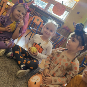 Dzień Dyni w grupie ”Dinusiów” 