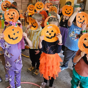 Dzień Dyni w grupie ”Dinusiów” 