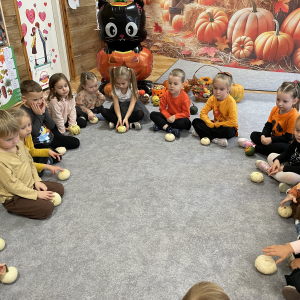 Dzień Dyni w grupie ”Kropeczek” 