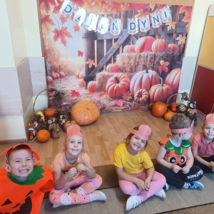 Dzień Dyni w grupie "Wiewiórek" i "Biedronek".