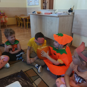 Dzień Dyni w grupie "Wiewiórek" i "Biedronek".