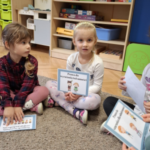 "Dzinusie" poznają swoje prawa.