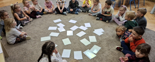 Międzynarodowy Dzień Praw Dziecka w grupie "Dinusie"