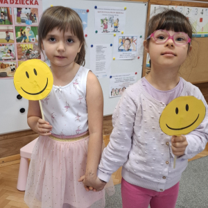 Prezentacja "Uśmiechniętych buziek".