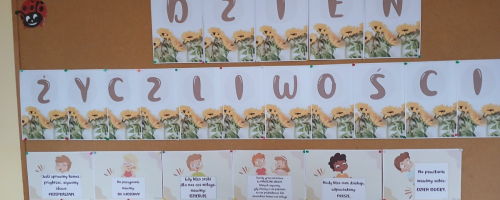 Dzień Życzliwości i Pozdrowień w grupie "Wiewiórek i "Biedronek"" 