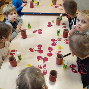 Dzień Pluszowego Misia w grupie "Żabek".