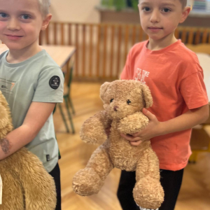 Dzień Pluszowego Misia w grupie "Żabek".