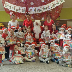 Spotkanie "Dinusiów" z Mikołajem.