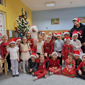 Spotkanie "Kropeczek" z Mikołajem.