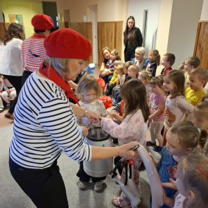 Zajęcia z cyklu "Świata na talerzu - Francja".