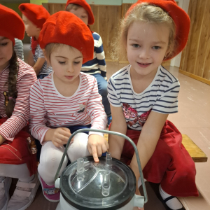 Zajęcia z cyklu "Świat na talerzu-Francja".