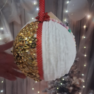 Konkurs Plastyczny pod hasłem ,,Bombka dla Bukowna - rozświetl choinkę”